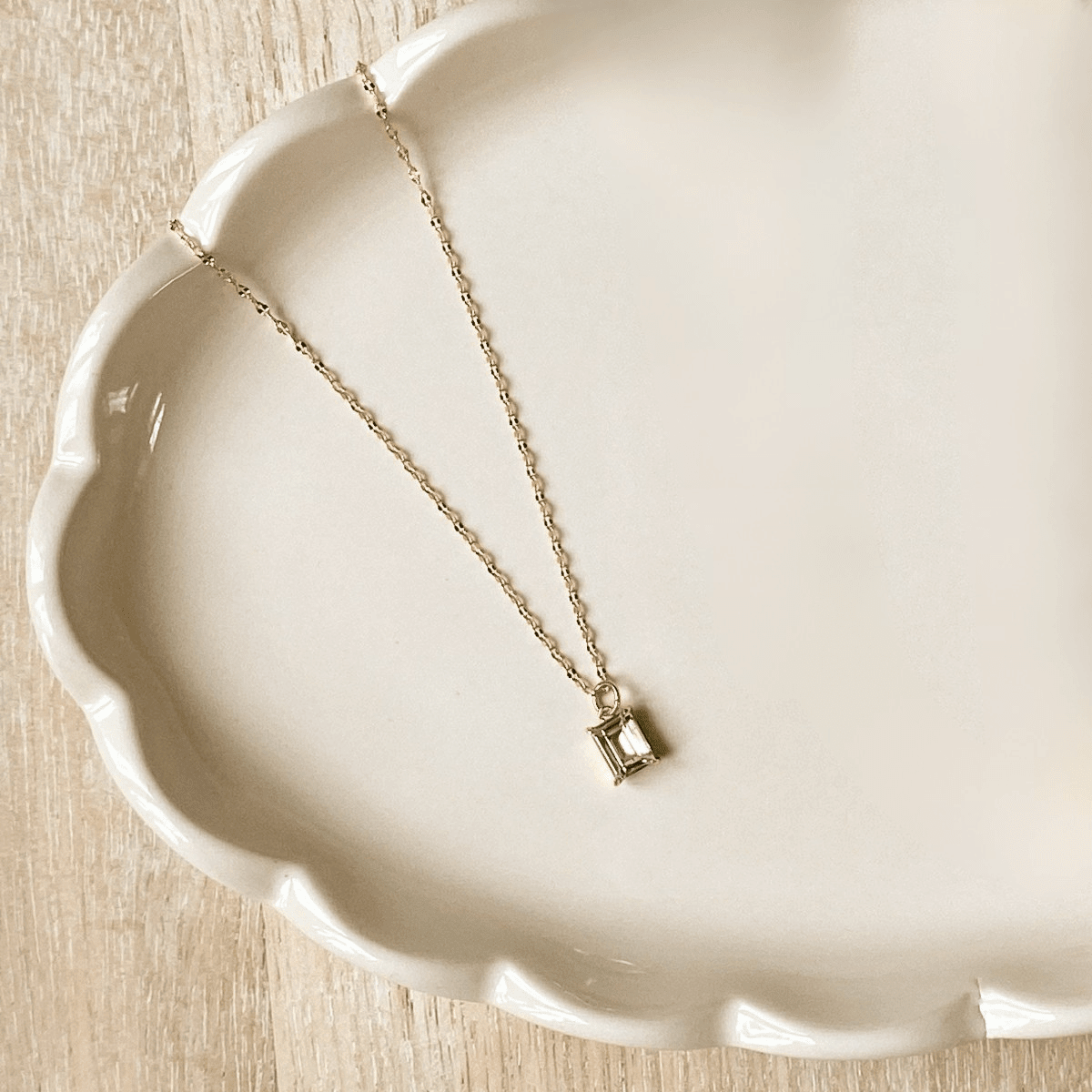 Bijou Peridot Necklace | gold-plated - NecklacesAgaveh girlBIJ-GRE-40Misiyo Candle Co