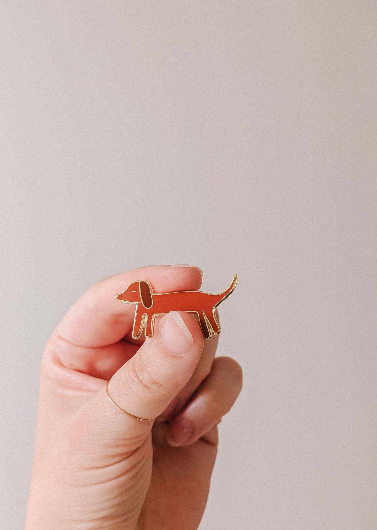 Dachshund Enamel Pin - Enamel PinMimi & AugustDachshund Enamel PinMisiyo Candle Co