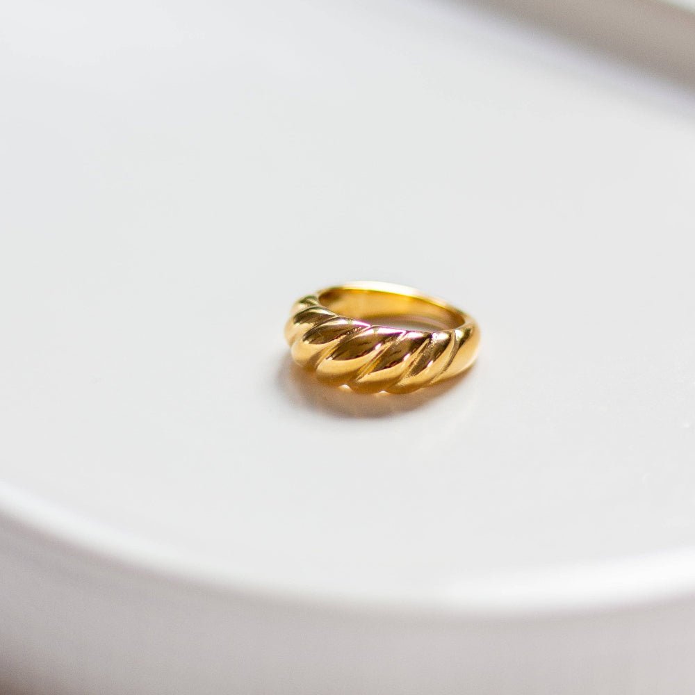Dojo Gold Ring - RingsJenny Be FreeMisiyo Candle Co