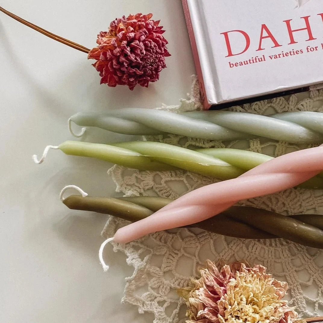 Loose Spiral Beeswax Taper Candle | 11" - Taper CandlesWild Hive ApiaryMisiyo Candle Co