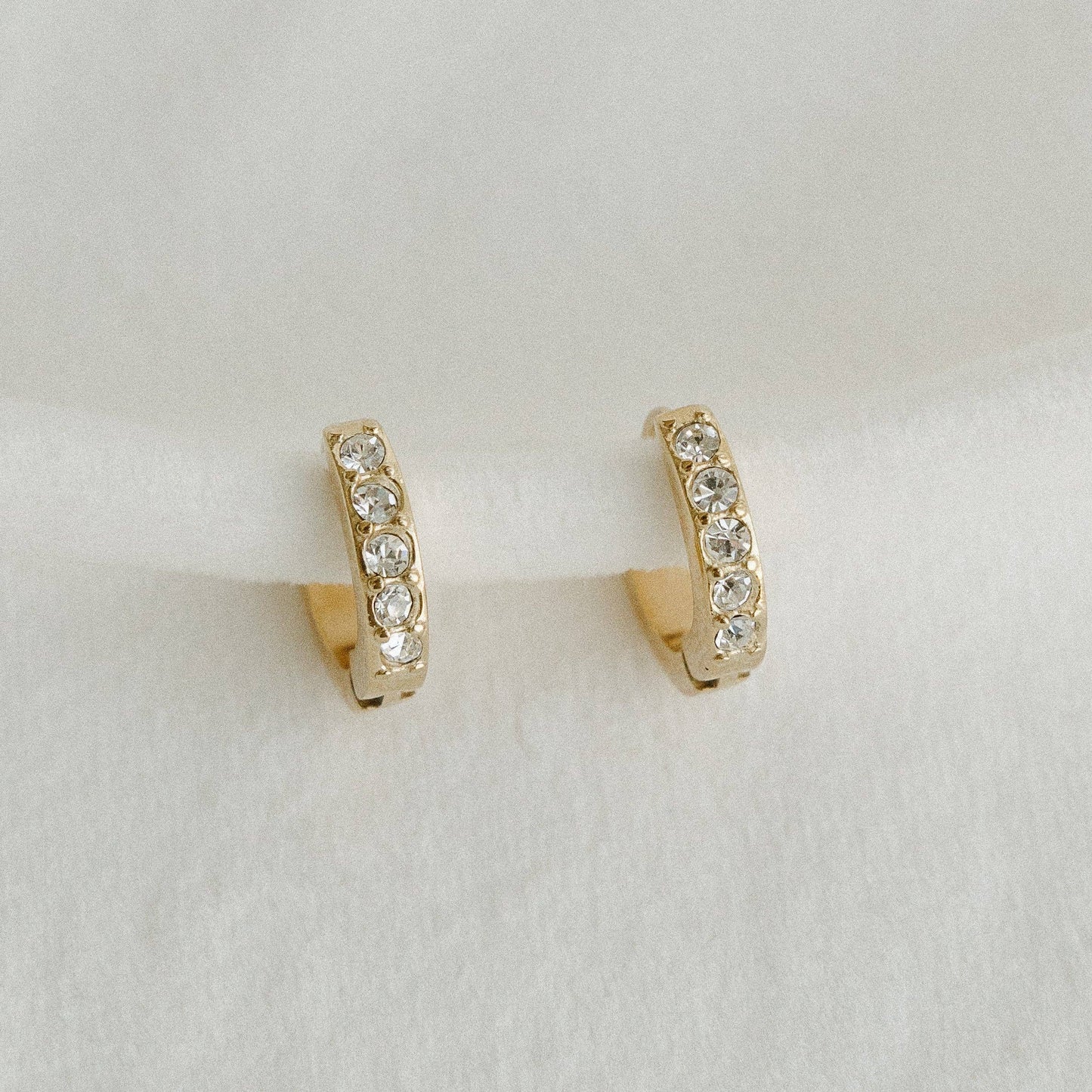 Milan Hoop Earrings - EarringsPETITE GOLDMisiyo Candle Co