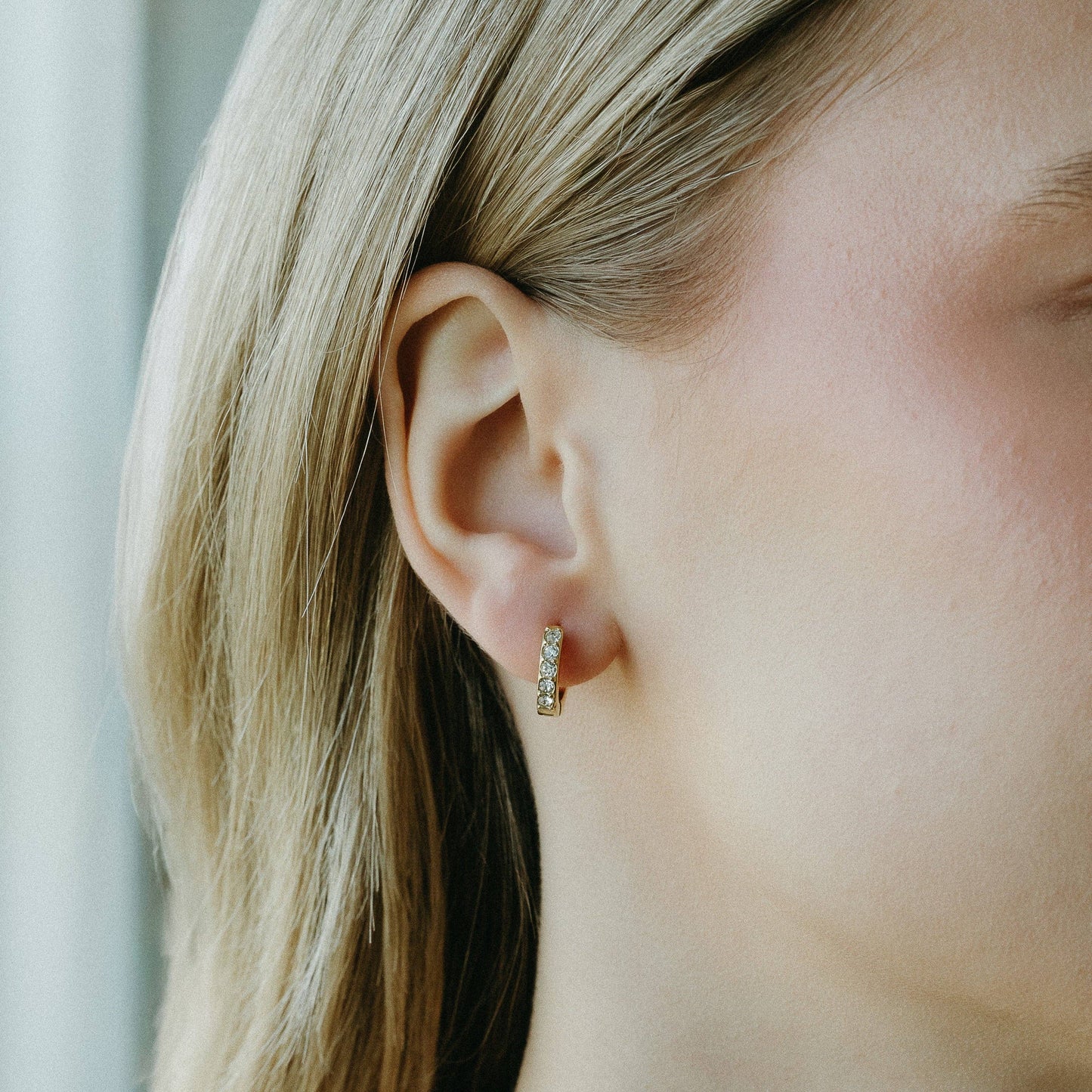 Milan Hoop Earrings - EarringsPETITE GOLDMisiyo Candle Co