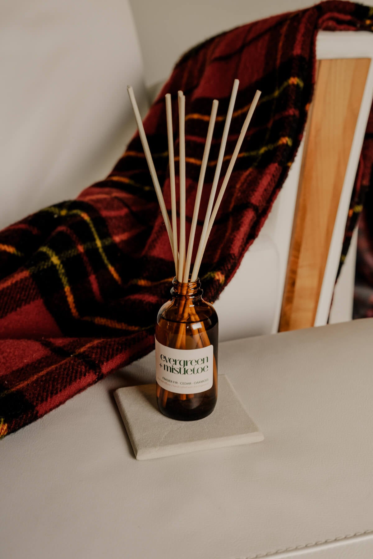 Evergreen + Mistletoe Reed Diffuser