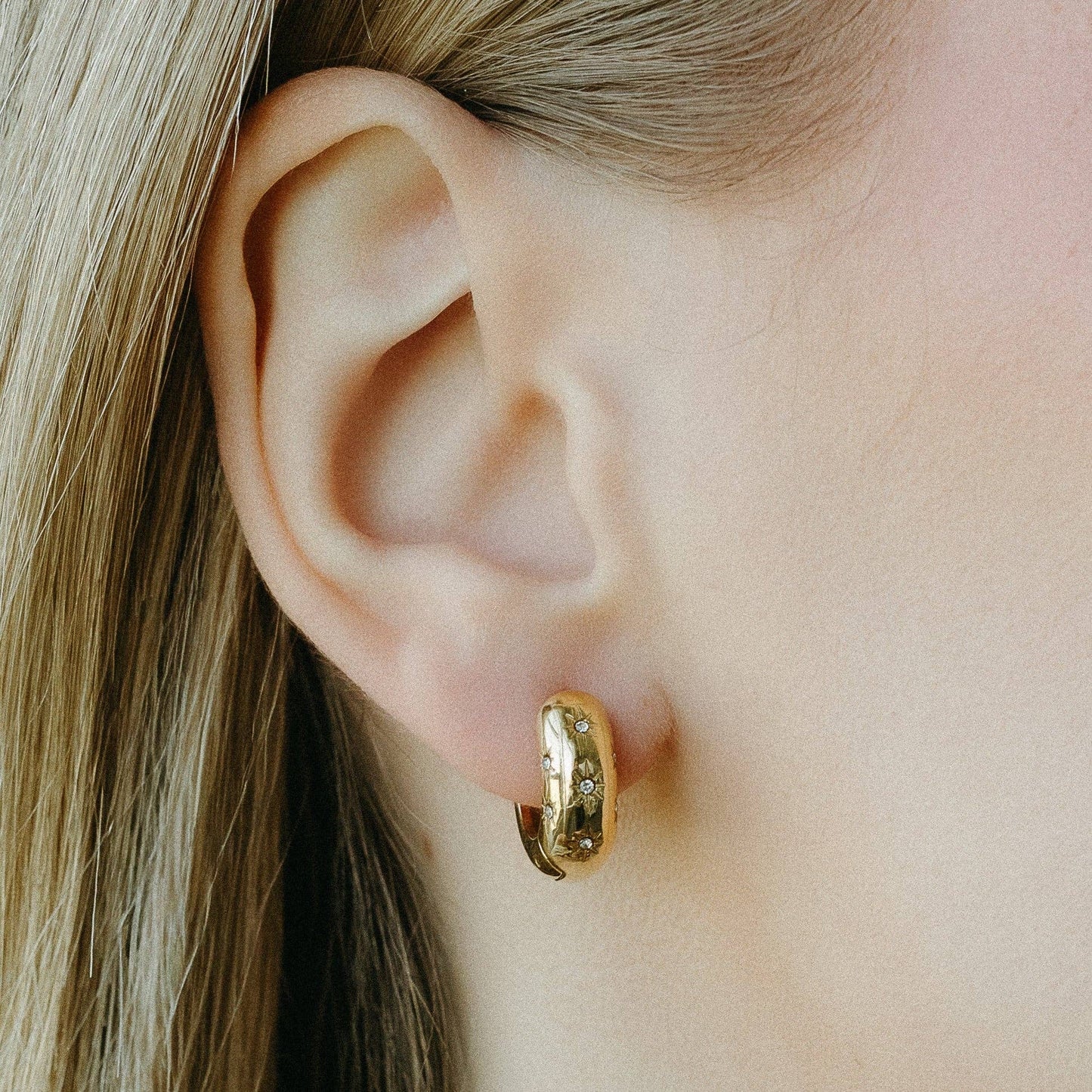 Nova Hoop Earrings - EarringsPETITE GOLDMisiyo Candle Co