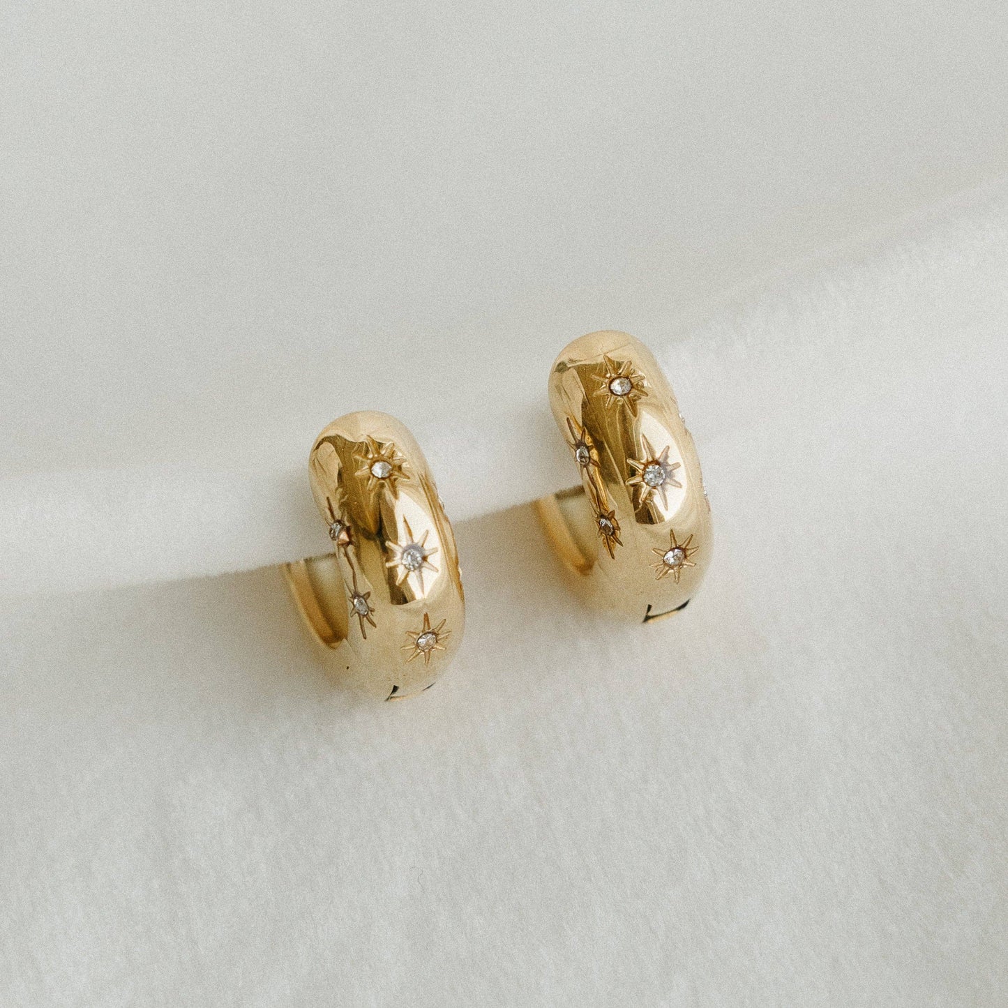 Nova Hoop Earrings - EarringsPETITE GOLDMisiyo Candle Co