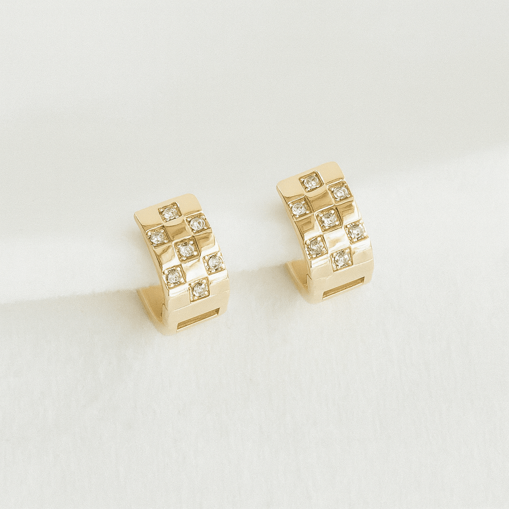 Olivia Hoop Earrings - EarringsPETITE GOLDMisiyo Candle Co