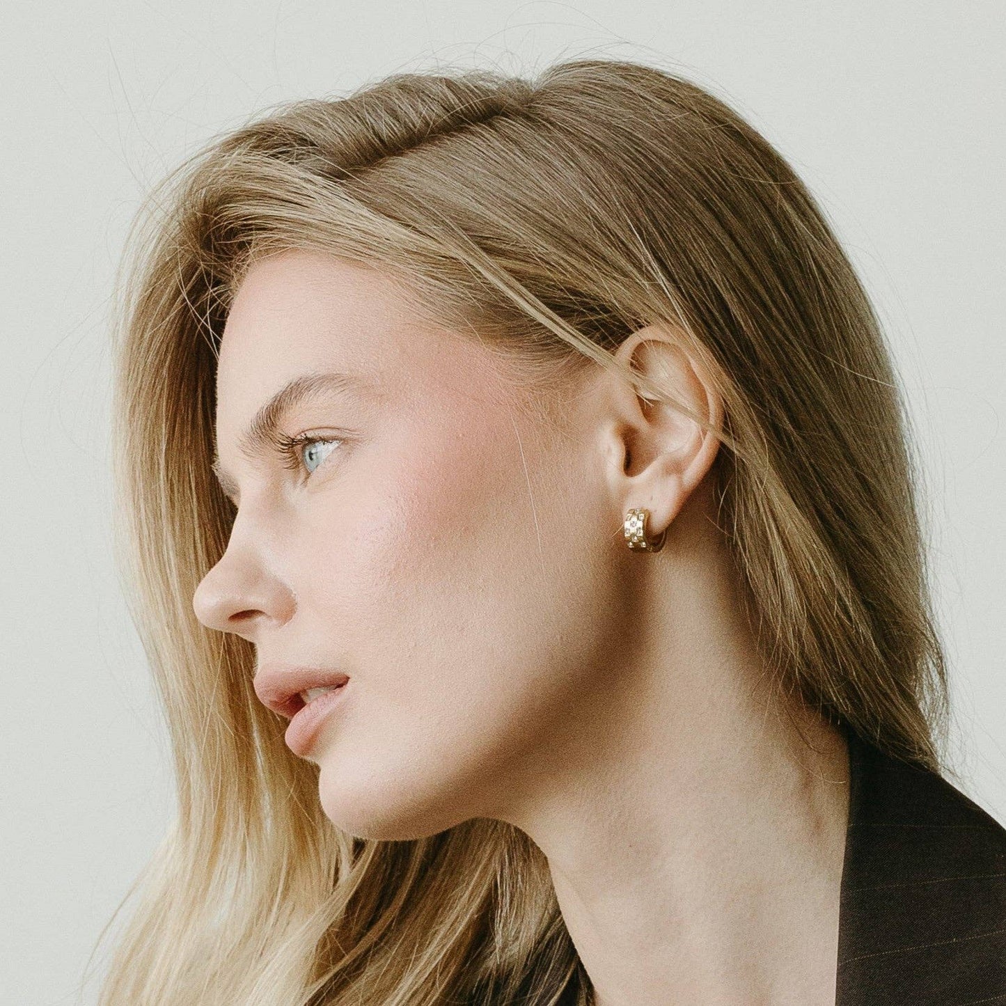Olivia Hoop Earrings - EarringsPETITE GOLDMisiyo Candle Co