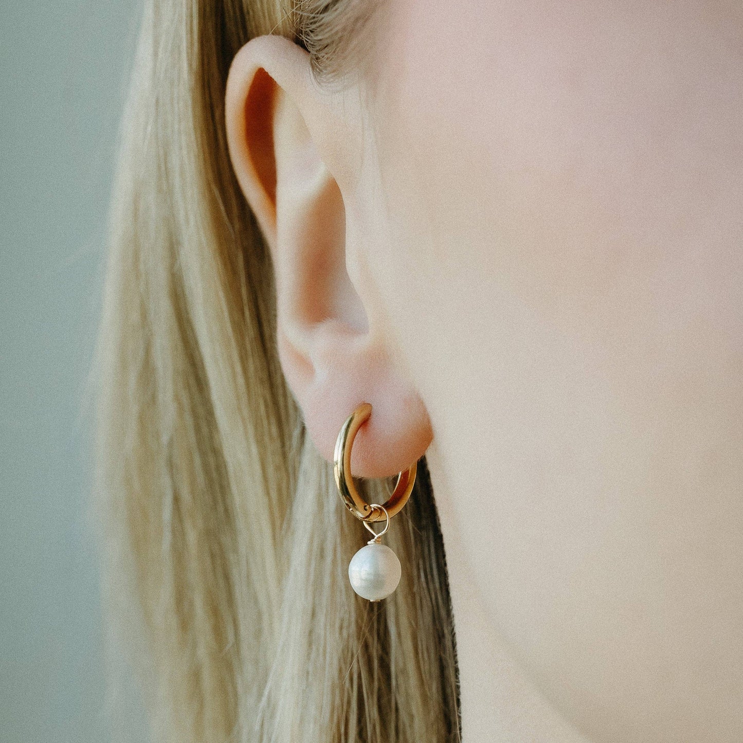 Pearl Hoop Earrings - EarringsPETITE GOLDMisiyo Candle Co