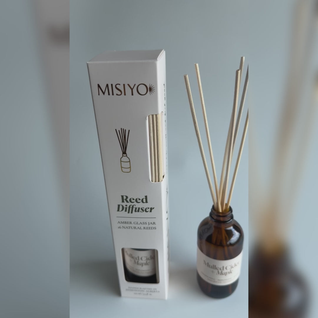 Mulled Cider + Maple Reed diffuser by Misiyo Candle Co. This video shows the packaging it comes in on all sides, as well as the reed diffuser with natural rattan reeds set up to diffuse.
