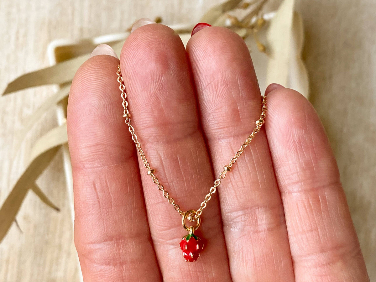 Strawberry Fields Necklace | Gold - NecklacesAgaveh girlMisiyo Candle Co