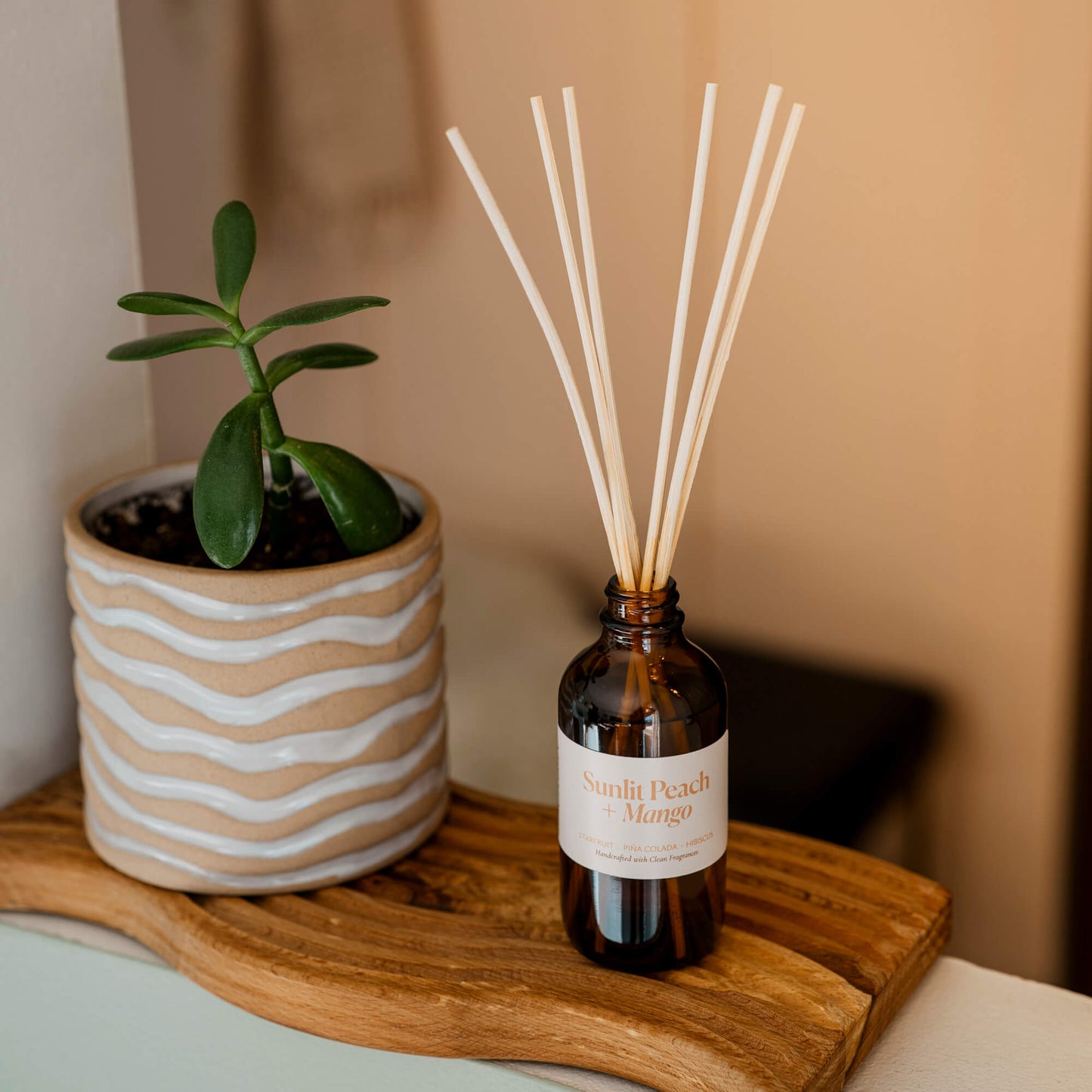Sunlit Peach + Mango Reed Diffuser - Reed DiffusersMisiyo Candle CoRDF-SPMMisiyo Candle Co