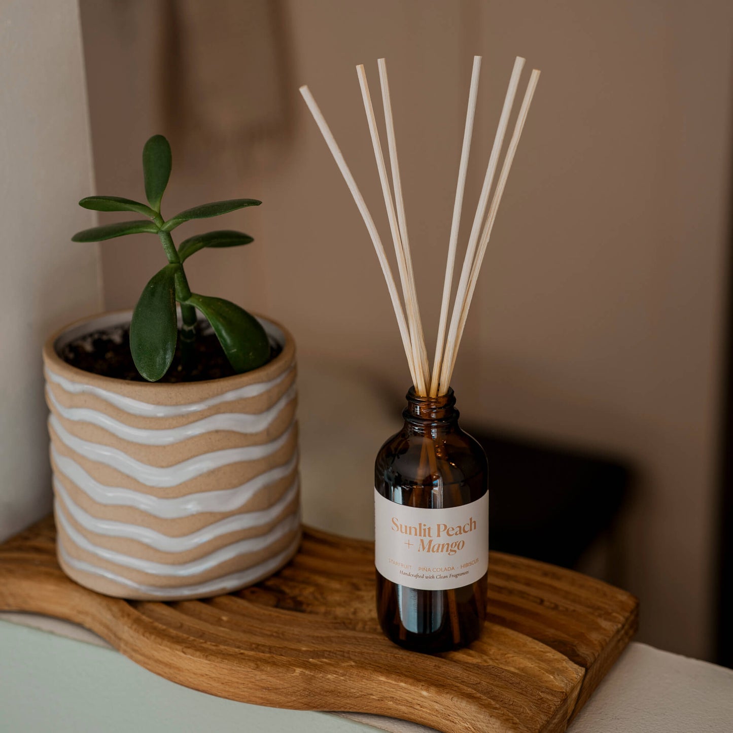 Sunlit Peach + Mango Reed Diffuser - Reed DiffusersMisiyo Candle CoRDF-SPMMisiyo Candle Co