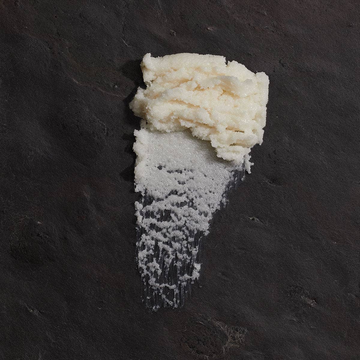 Vanilla Moon Radiant Body Scrub - Soaps & ScrubsOm Organics SkincareMisiyo Candle Co