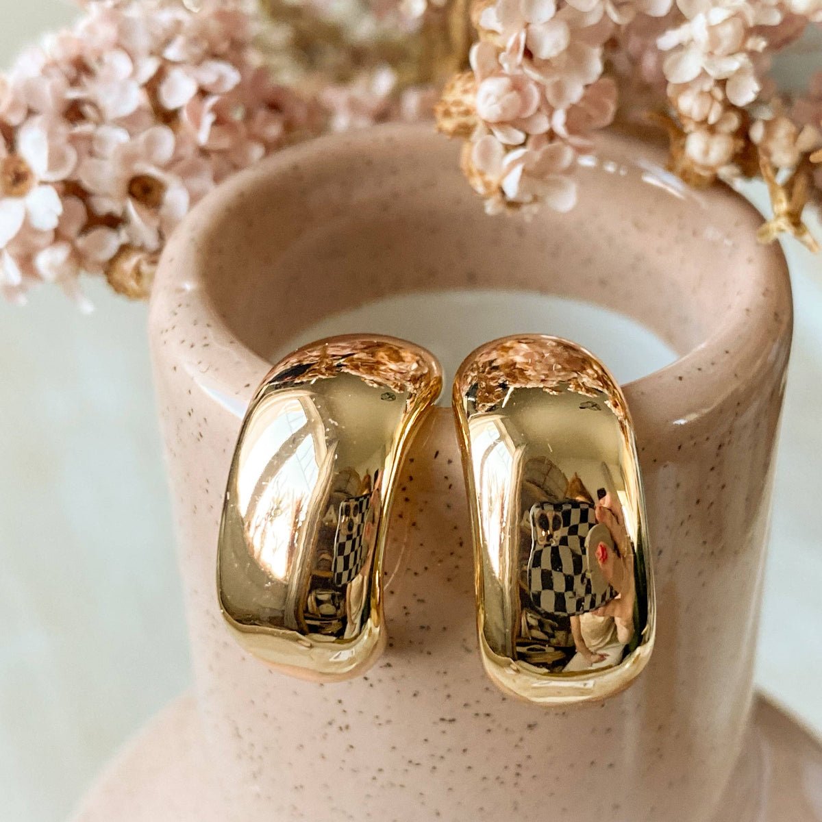 York Half Hoop Earrings | gold-plated - EarringsAgaveh girlYOR-GOL-35Misiyo Candle Co